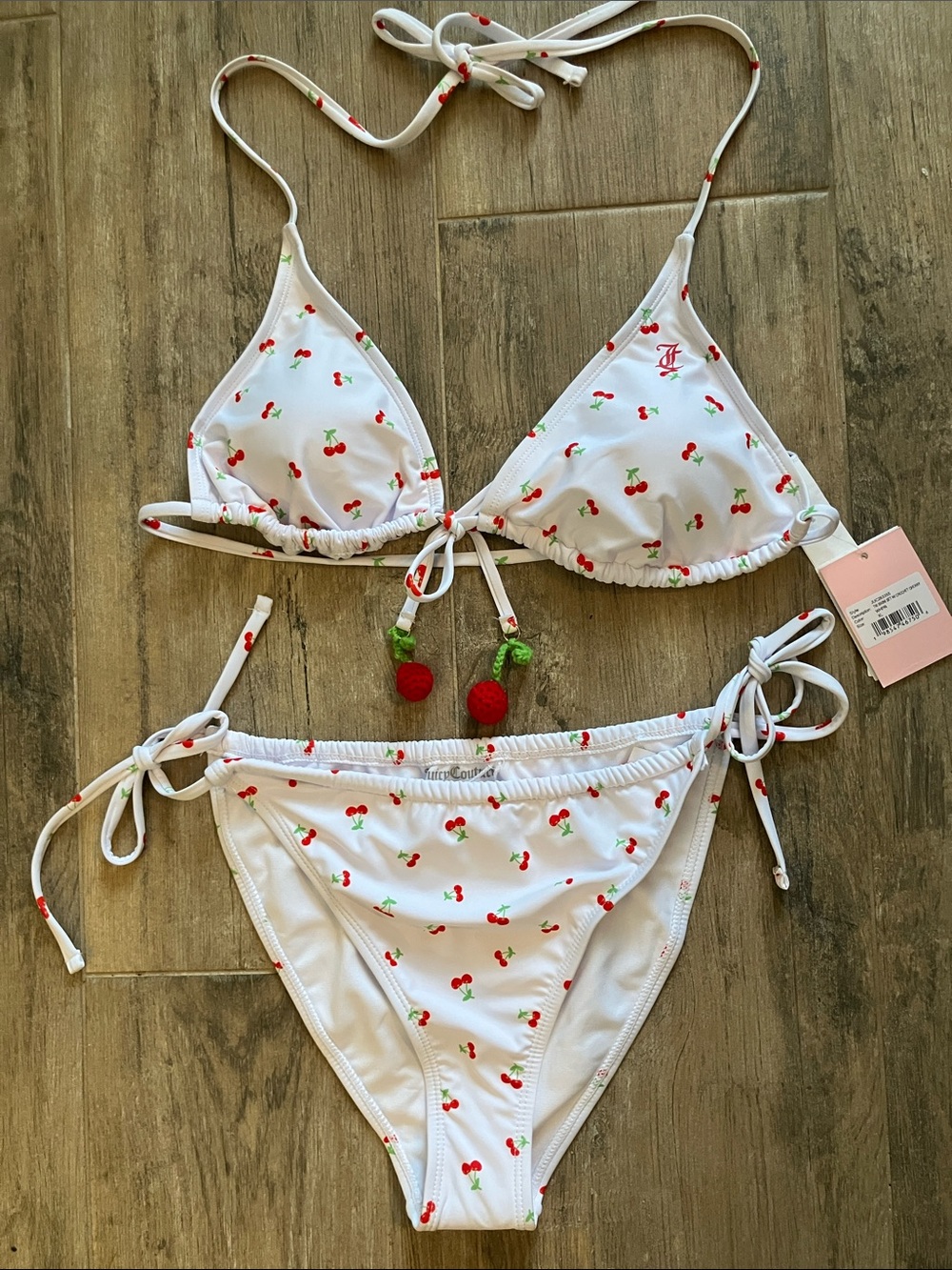 🍒Juicy Couture white bikini w/cherries all over sz XL NWT